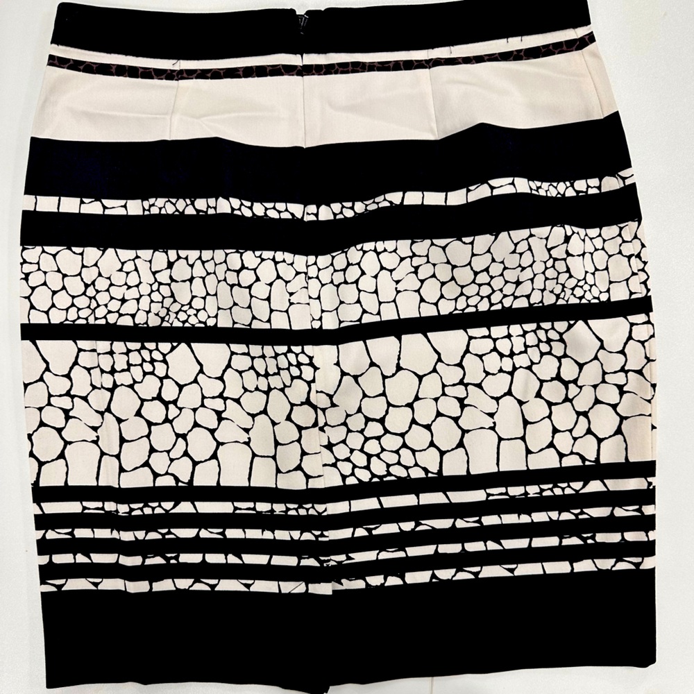 Halogen Skirt